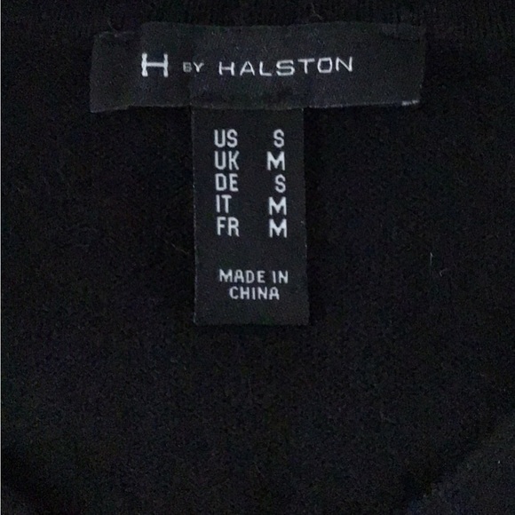 H by HALSTON V-Neck Bell Sleeve Tunic, Knit, Black, Size Small - Picture 7 of 7
